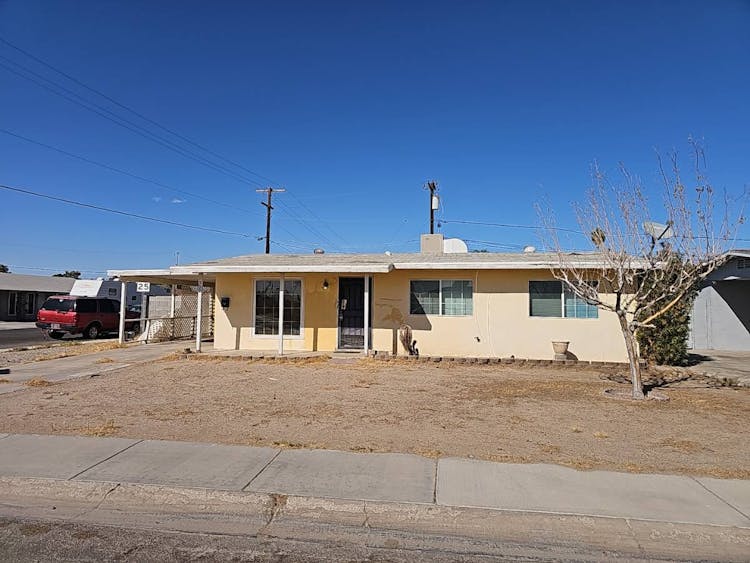 1302 E Morrison St Yuma, AZ 85365, Yuma County