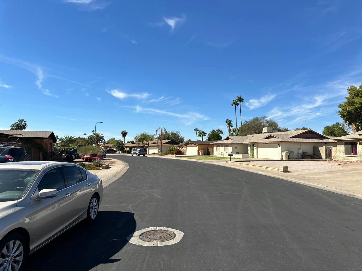 Golden Ln, Glendale, AZ 85302