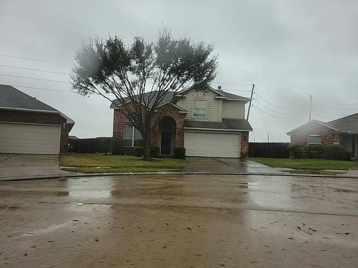Autumn Bluff Ln, Richmond, TX 77407