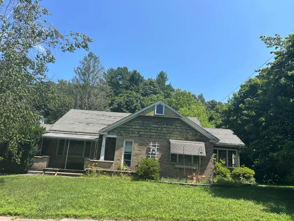 22 Floral Ave North Grosvenordale, CT 06255, Northeastern Ct County