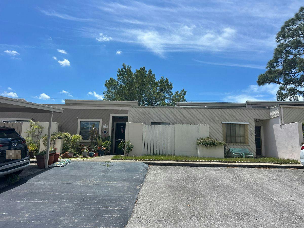 Ruby Dr, Groves, TX 77619