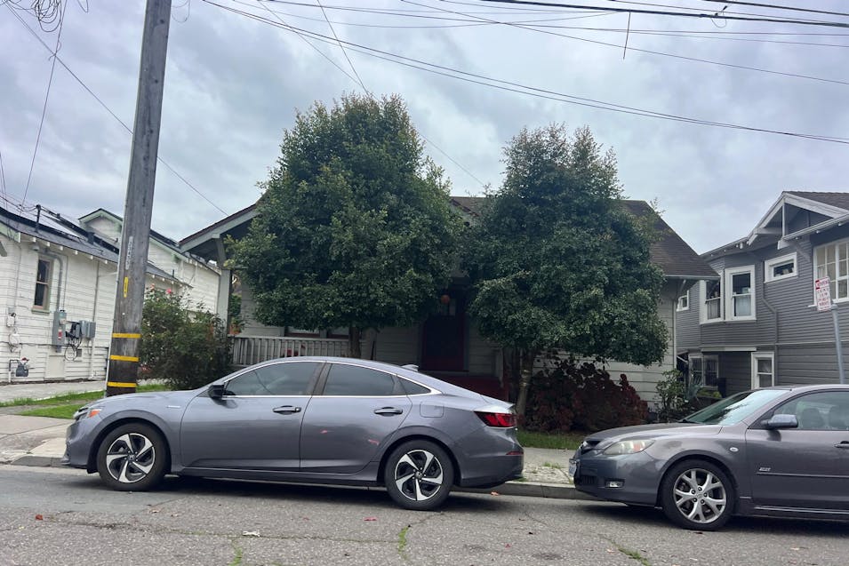 621 57th Street Oakland, CA 94609, Alameda County