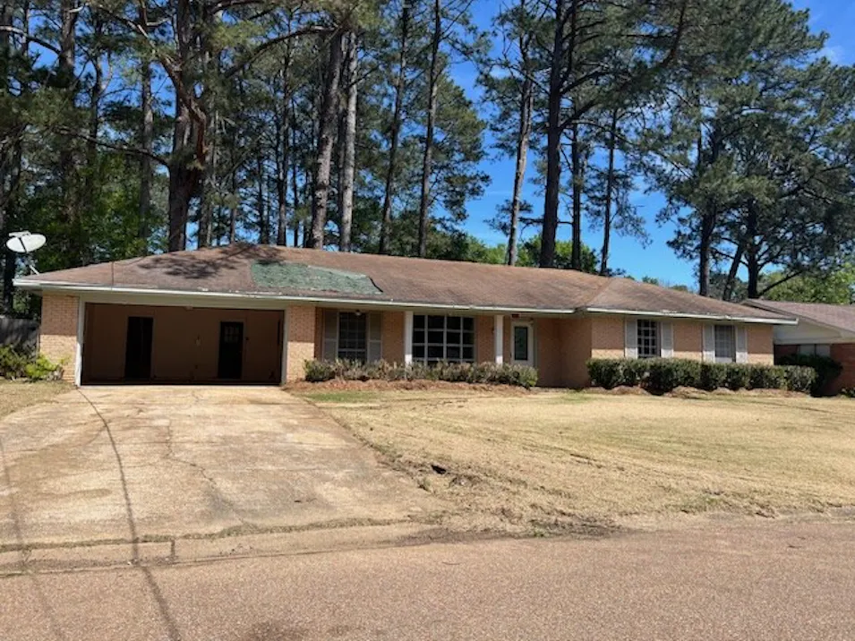 1132 Verbena Dr Jackson, MS 39212, Hinds County