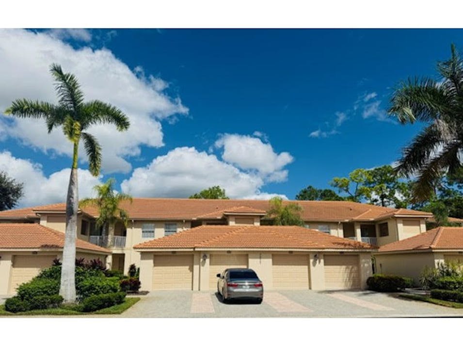 3977 Bishopwood Ct E 203 Naples, FL 34114, Collier County