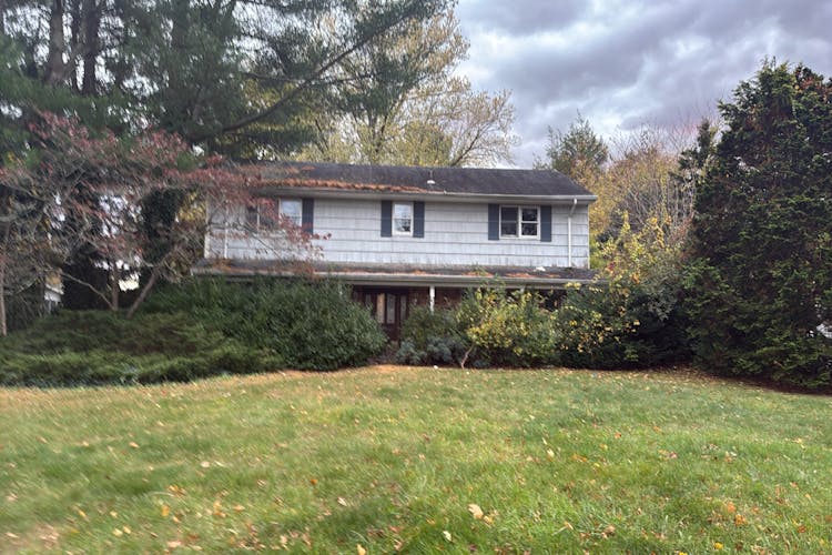 27 Woodsorrell Lane East Northport, NY 11731, Suffolk County