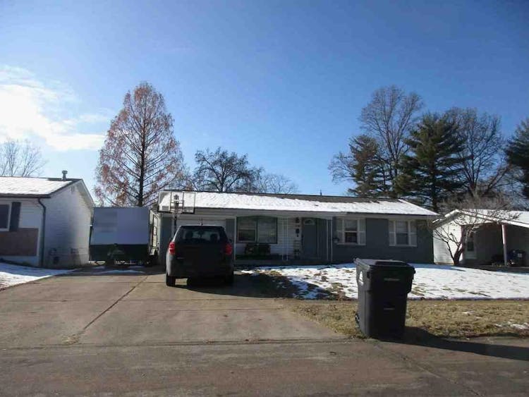 1130 Lees Lane Florissant, MO 63031, St. Louis County