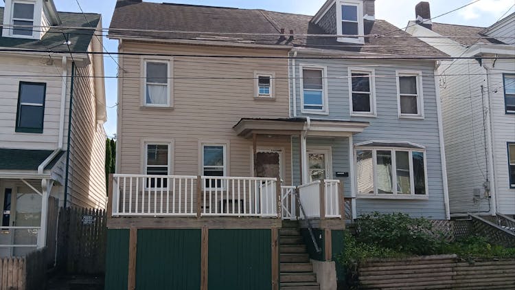 1030 W Wilkes Barre St Easton, PA 18042, Northampton County