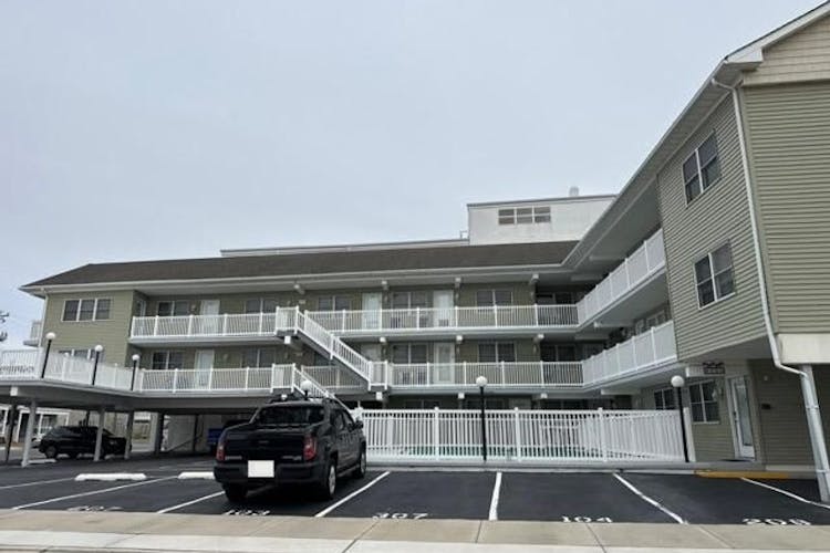 7203 Atlantic Avenue Wildwood Crest, NJ 08260, Cape May County