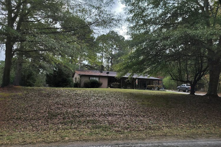 1330 County Road 600 Dumas, MS 38625, Tippah County