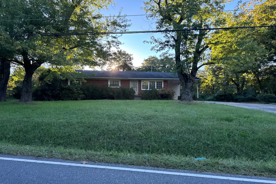 703 Hickory Chapel Road and 2705 Central Avenue High Point, NC 27260, Guilford County