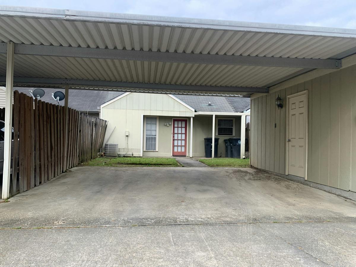 Red Oak Dr, Baton Rouge, LA 70815