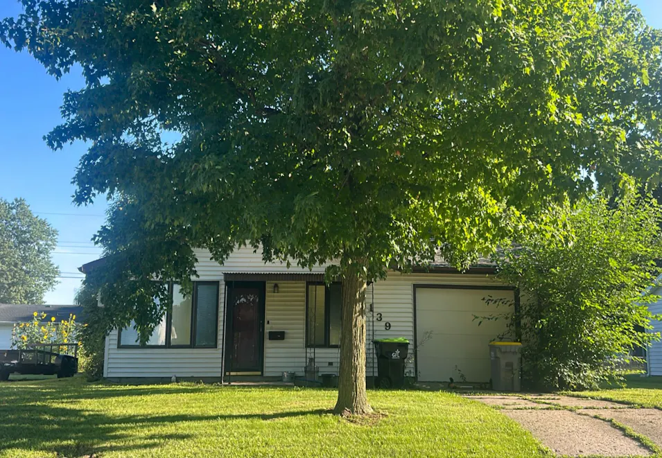 139 S Park Ln Butler, IN 46721, Dekalb County