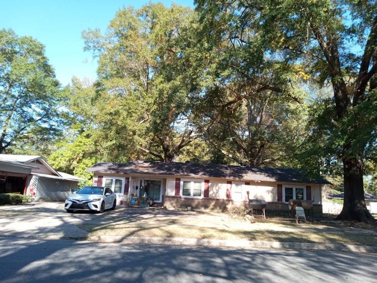 2200 Lakeland Street El Dorado, AR 71730, Union County