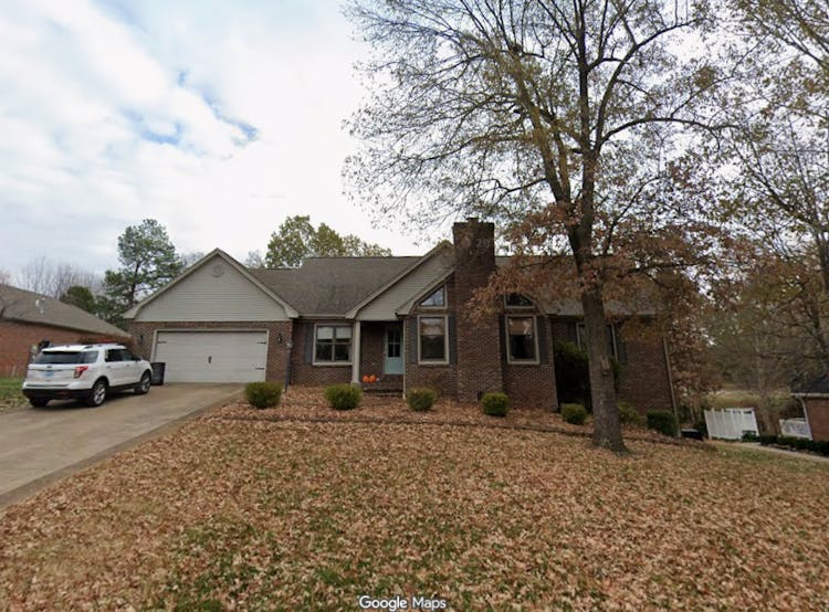 140 Pinebrook Drive Paducah, KY 42001, McCracken County