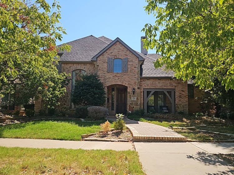 2246 Magic Mantle Dr. Lewisville, TX 75056, Denton County