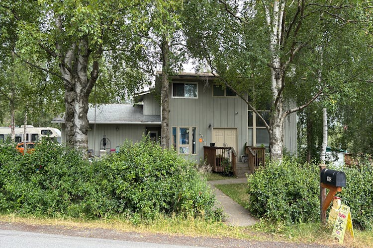 4718 Malibu Road, Anchorage, AK 99517, Anchorage County