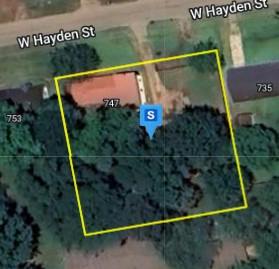 Hayden St, Carthage, TX 75633