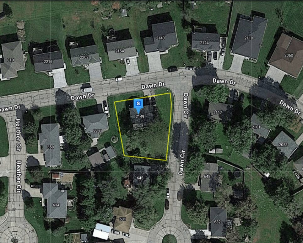 Dawn Dr, Crete, NE 68333