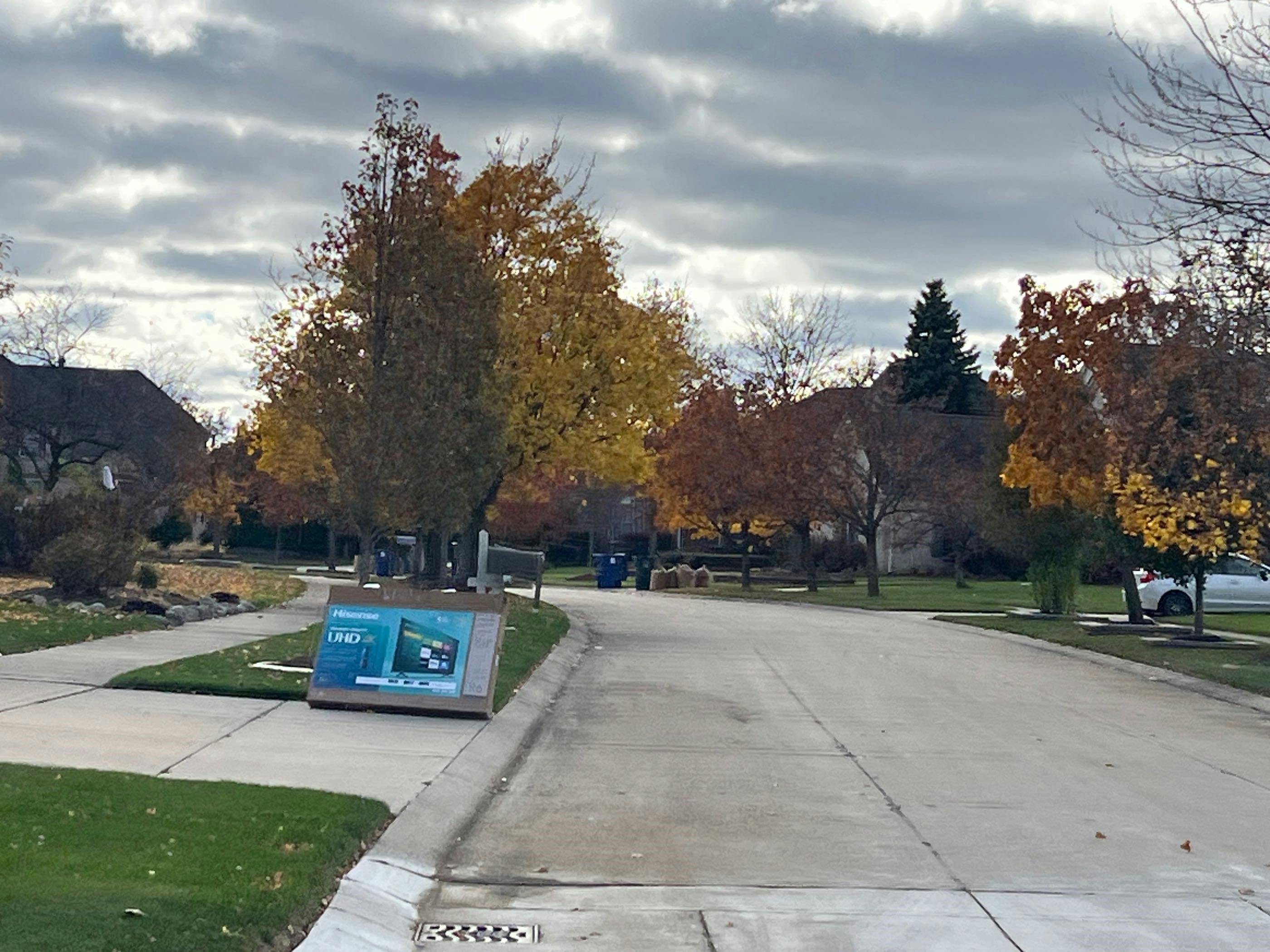 Torrington Dr, Canton, MI 48188