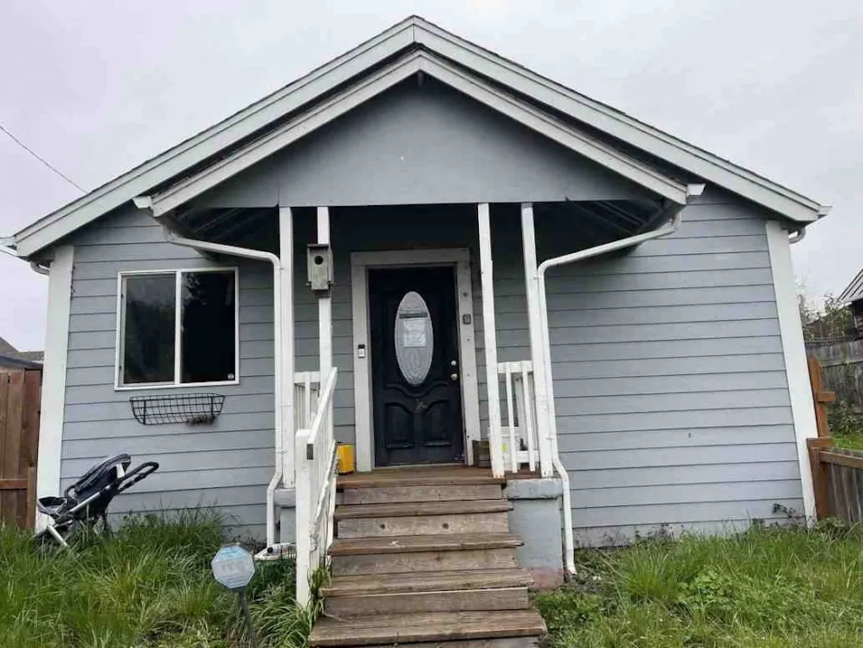 460 E 7th St Coquille, OR 97423, Coos County