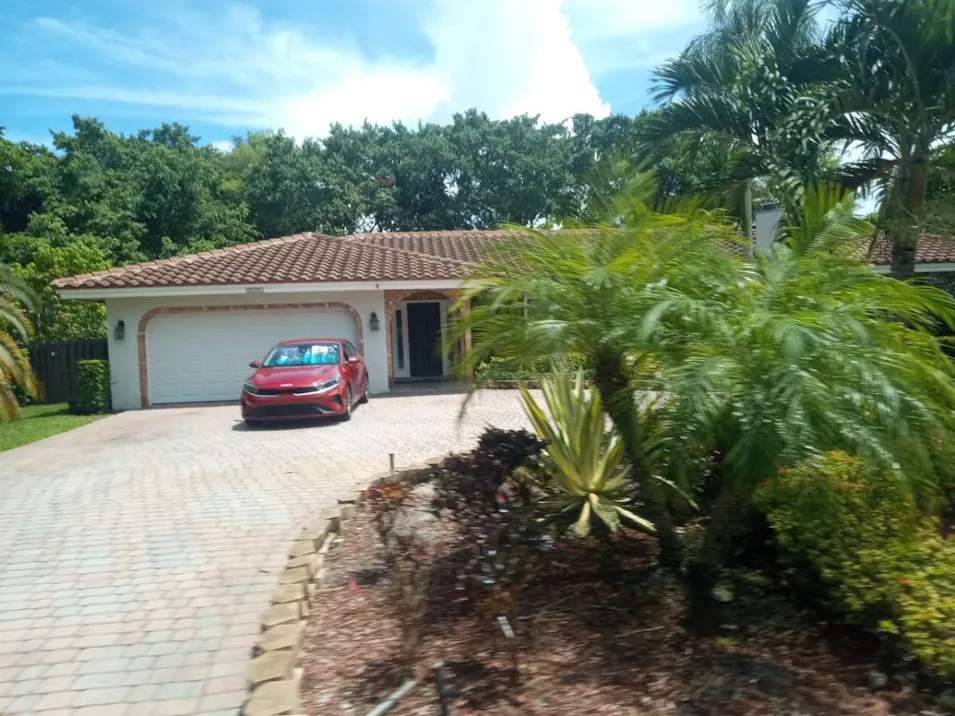2591 NW 105th Ter Coral Springs, FL 33065, Broward County
