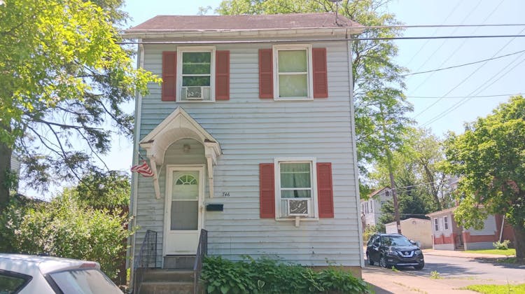 746 W Wilkes Barre St Easton, PA 18042, Northampton County
