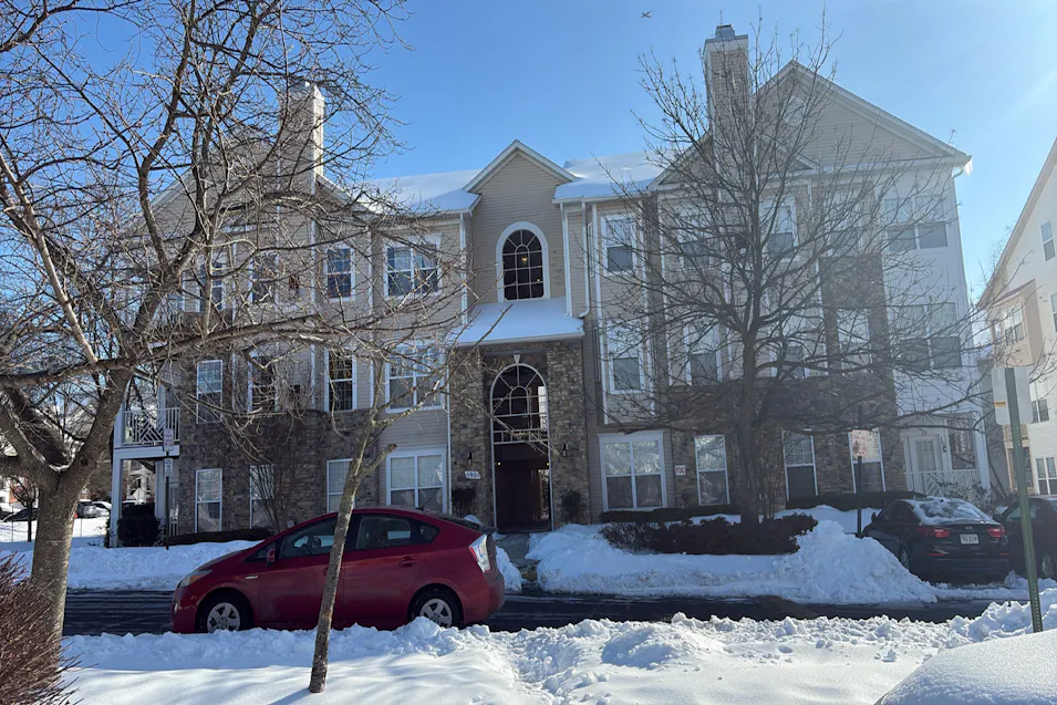 5901 Founders Hill Dr Unit 101 Alexandria, VA 22310, Fairfax County