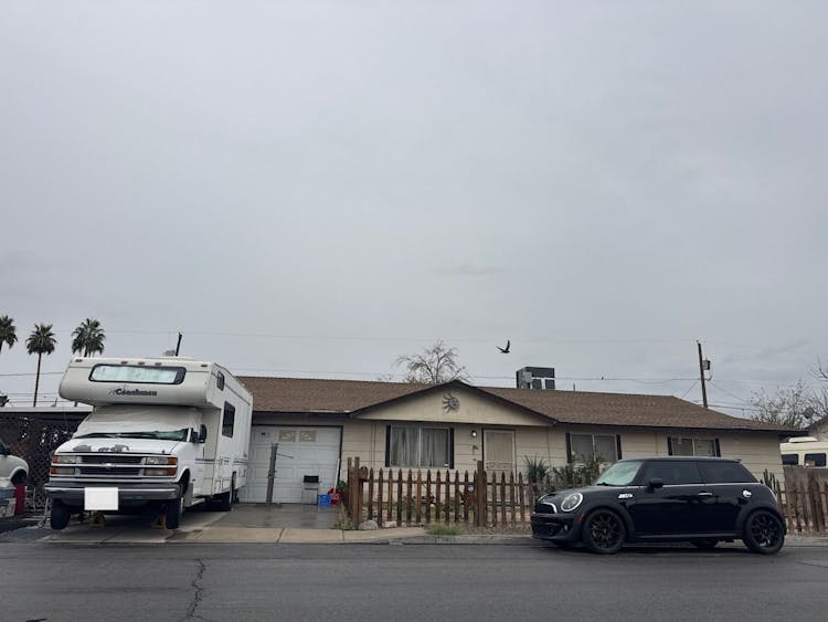 4825 Patterson Ave Las Vegas, NV 89104-6141, Clark County