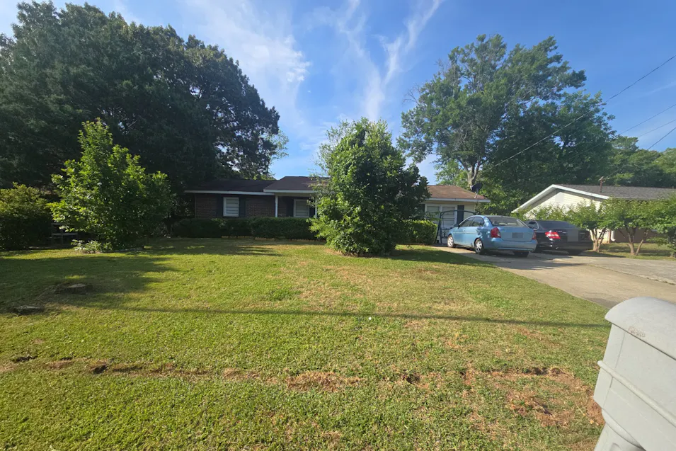 110 Oklahoma Ave Warner Robins, GA 31093, Houston County