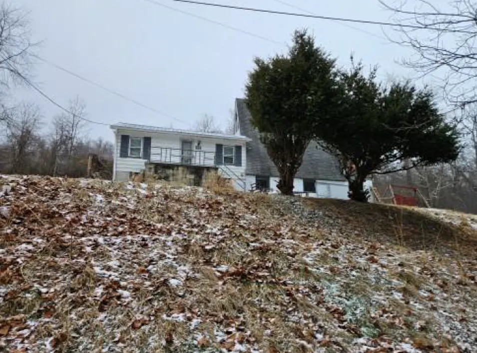 159 Cemetery Rd Waynesburg, PA 15370, Greene County