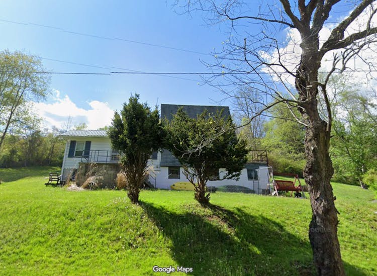 159 Cemetery Rd Waynesburg, PA 15370, Greene County