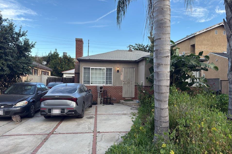 14239 Tiara Street Los Angeles, CA 91401, Los Angeles County