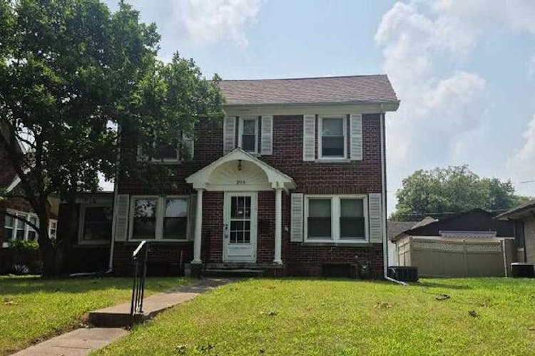 2914 25th Ave Moline, IL 61265, Rock Island County