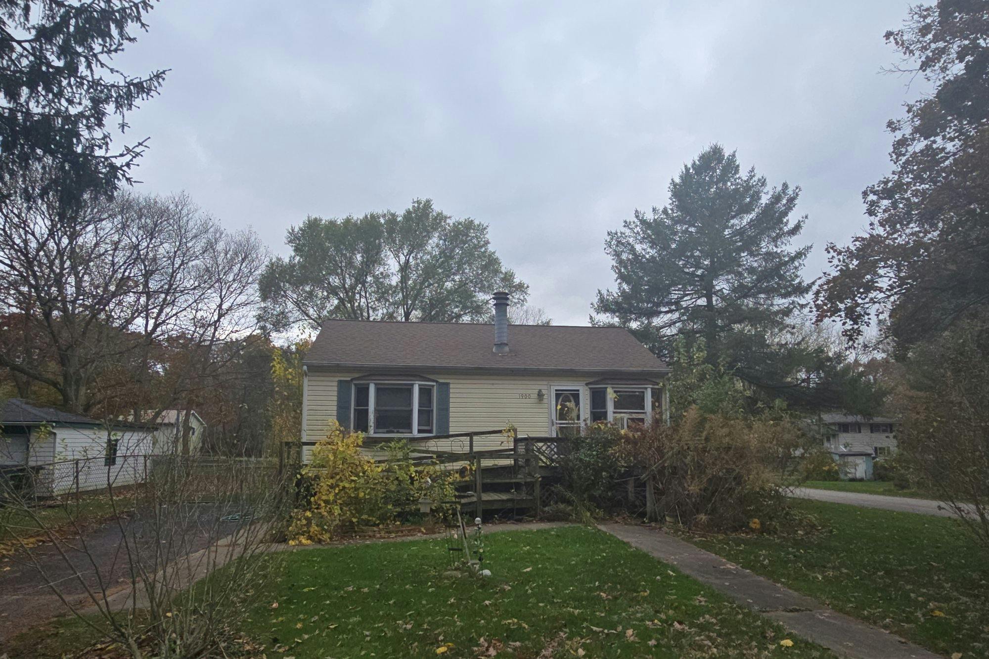 Morris Ave, Renton, WA 98057
