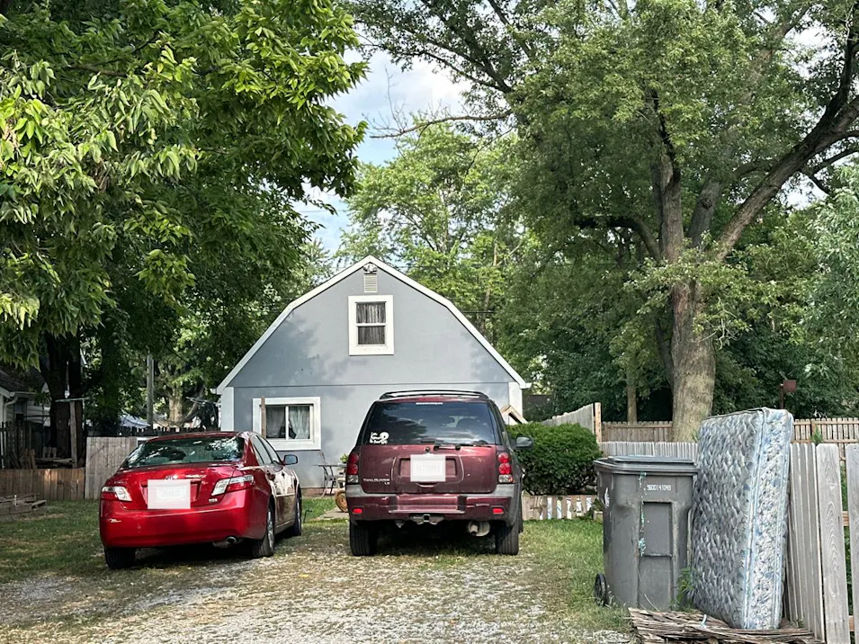 1167 North Livingston Avenue Indianapolis, IN 46222, Marion County