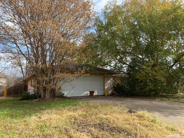 1721 Laura Lane College Station, TX 77845, Brazos County