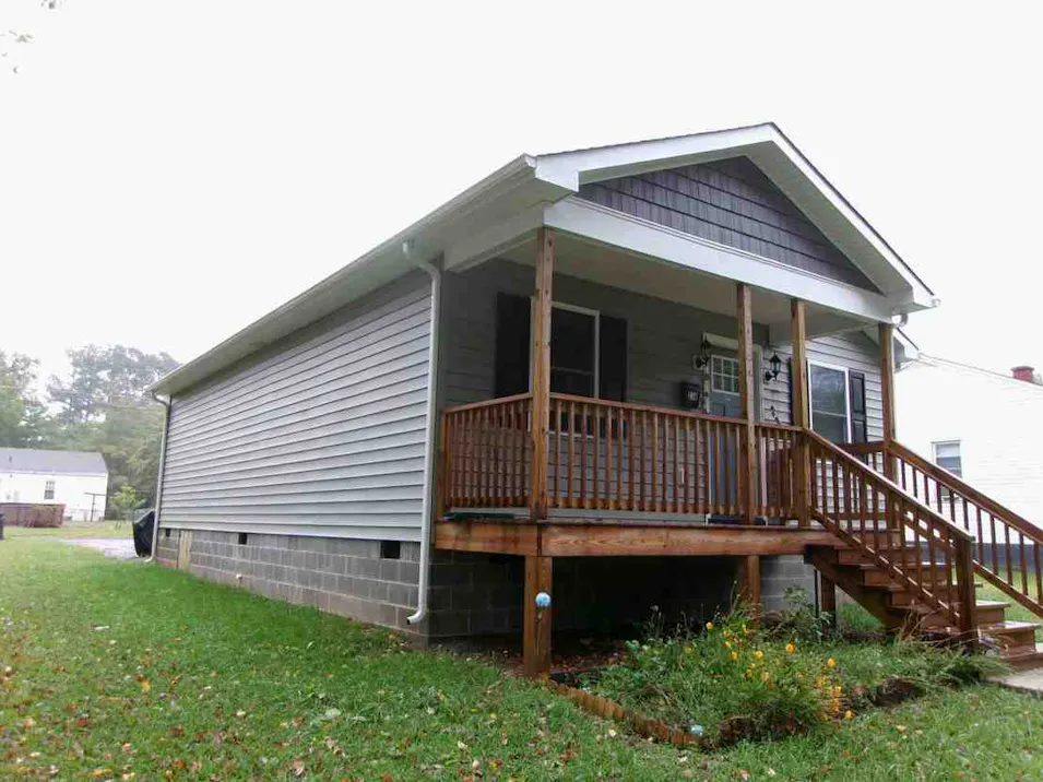300 W Entrance Rd Blackstone, VA 23824, Nottoway County
