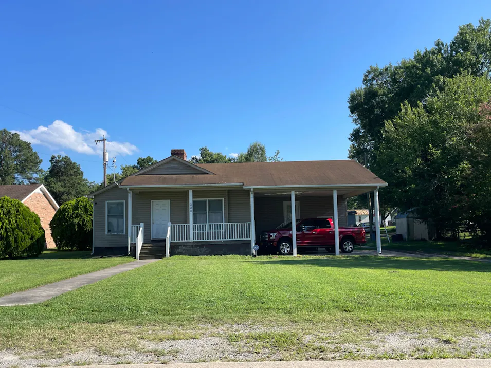 300 W Entrance Rd Blackstone, VA 23824, Nottoway County