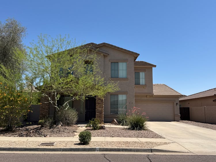 3227 West Zuni Brave Trail Phoenix, AZ 85086, Maricopa County