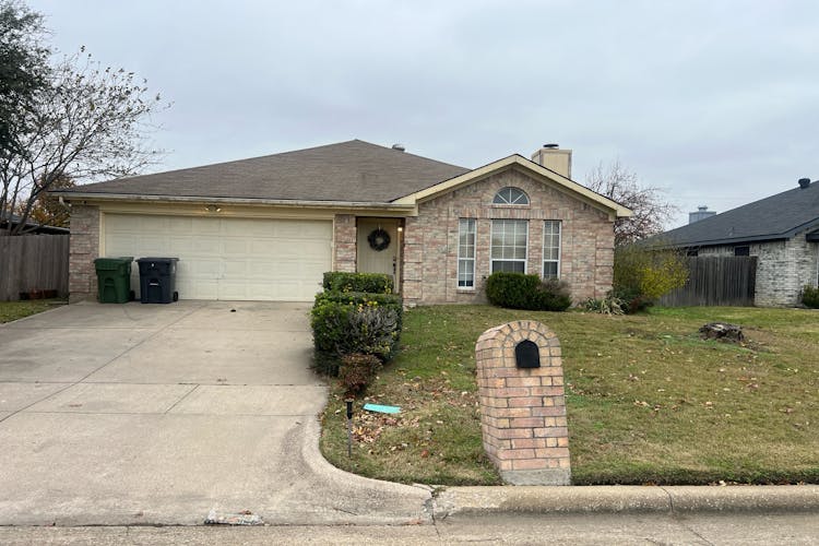 6314 Brookbriar Ct Arlington, TX 76018, Tarrant County