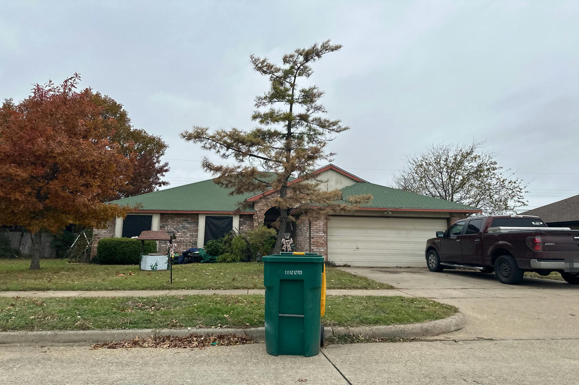 Blewitt Dr, Cedar Hill, TX 75104