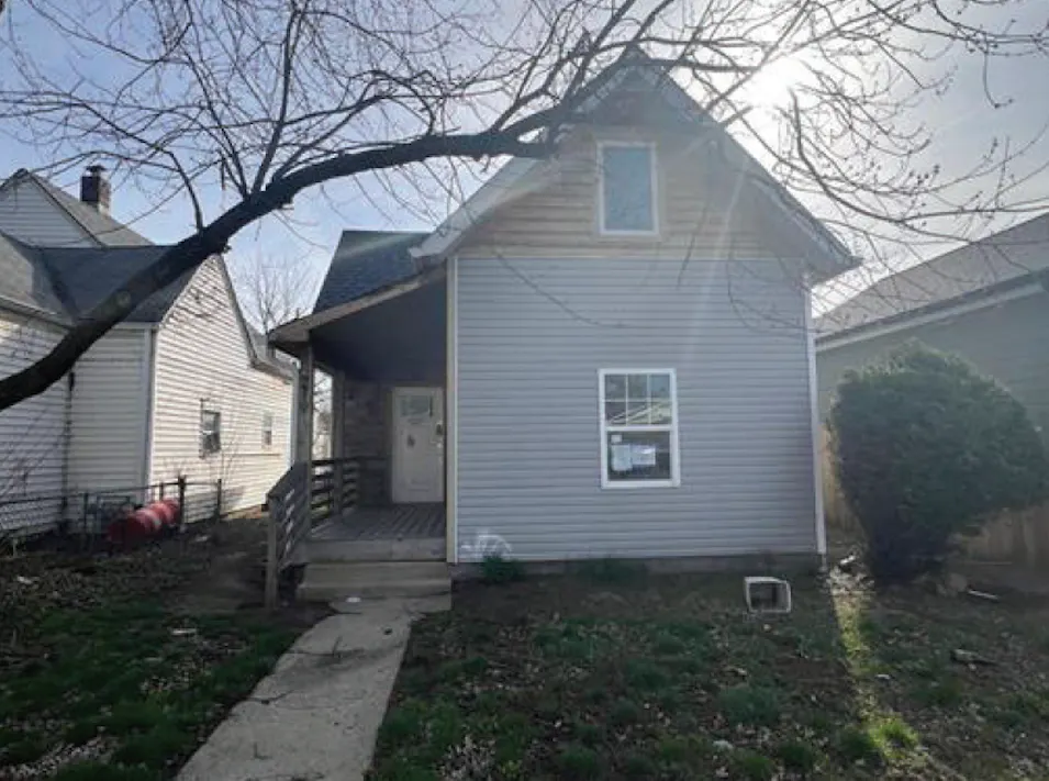 219 S Harris Ave Indianapolis, IN 46222, Marion County