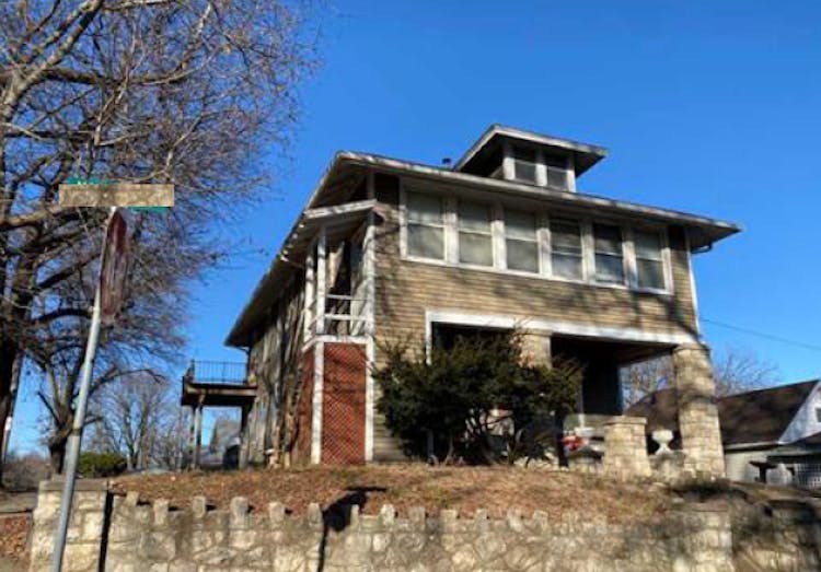 701 McDonald St Saint Joseph, MO 64505, Buchanan County