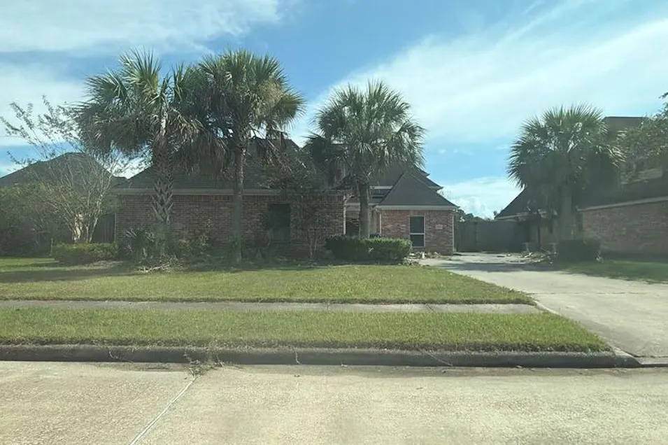 211 King Palms Way Lumberton, TX 77657, Hardin County