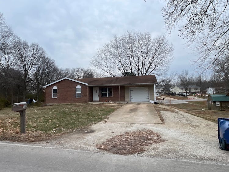 1140 Sycamore Ln Saint Clair, MO 63077, Franklin County