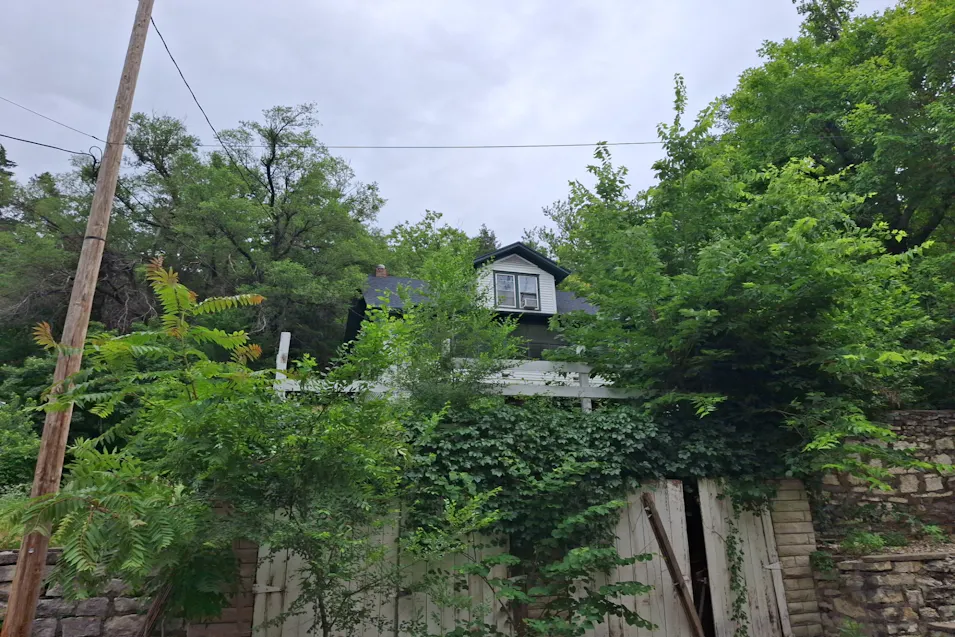 1324 N 8th Street Manhattan, KS 66502, Riley County