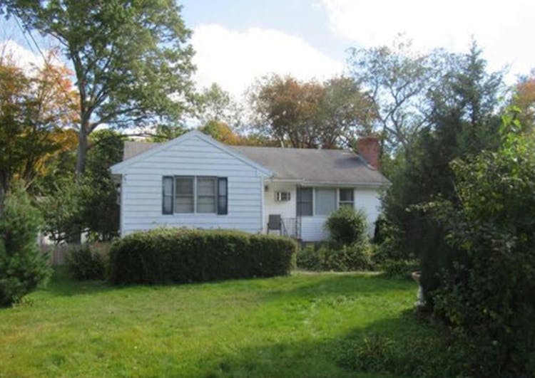 34 Wesley Dr, Trumbull, CT, 06611, USA