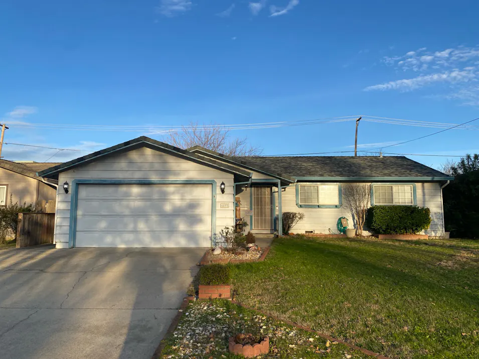 6499 El Camino Dr Redding, CA 96001, Shasta County