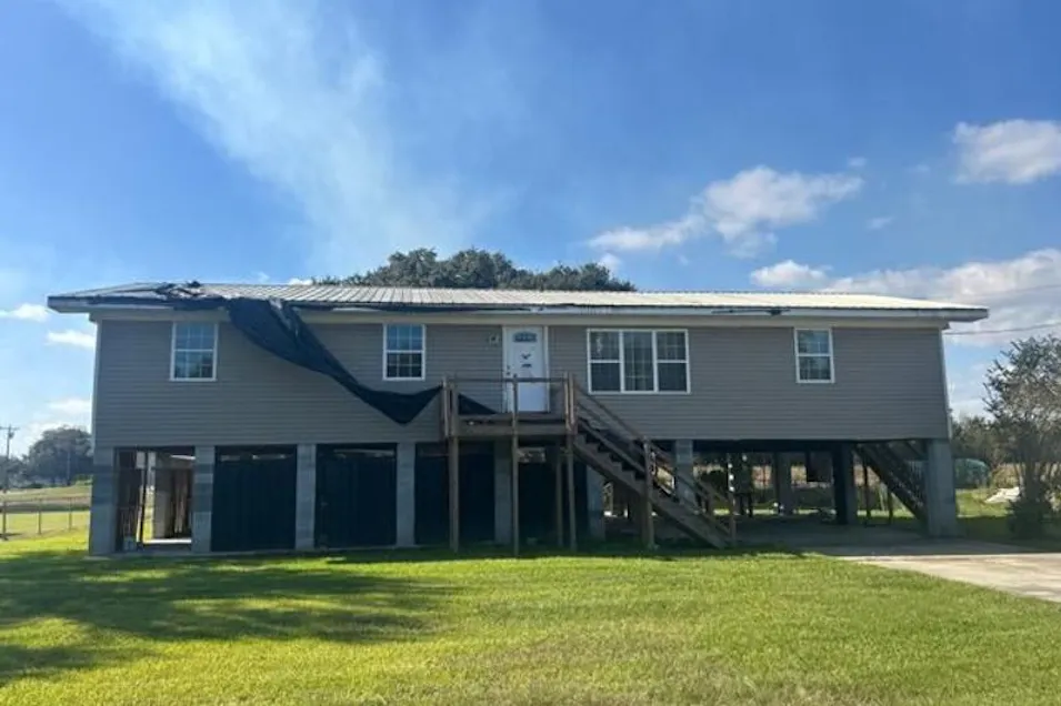 721 N Walter Dr Erath, LA 70533, Vermilion County