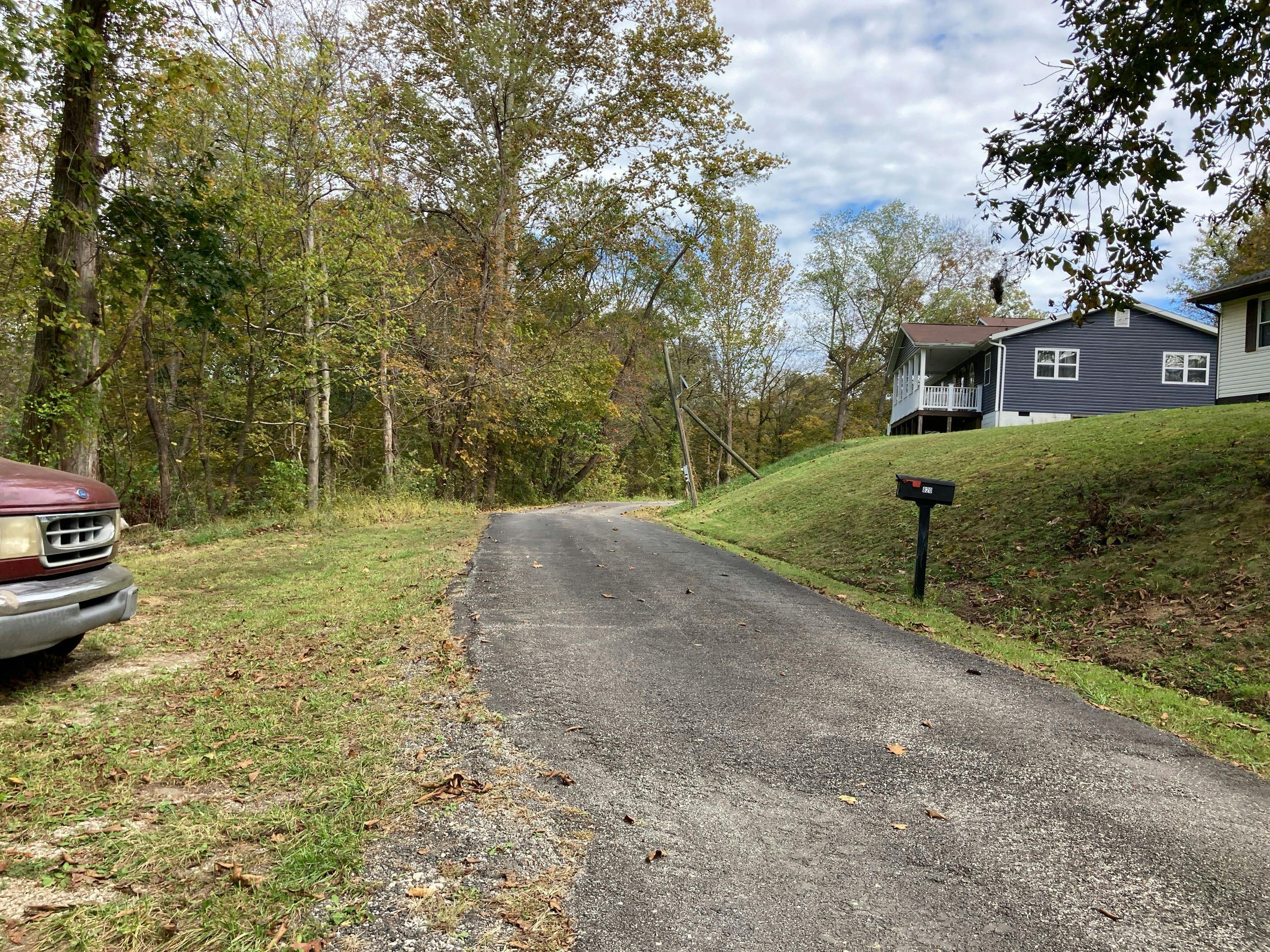 Hilltop Acres , Huntington, WV 25704